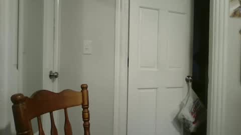 Snapshot of maryjaneflowers chatting on 12.23.24 maryjaneflowers online show from 12.23.24