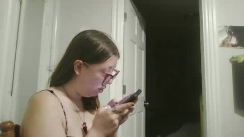 Snapshot of maryjaneflowers chatting on 12.25.24 maryjaneflowers online show from 12.25.24