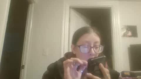 Snapshot of maryjaneflowers chatting on 03.23.26 maryjaneflowers online show from 03.23.26