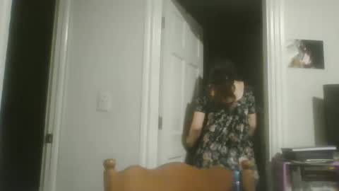 Snapshot of maryjaneflowers chatting on 03.31.26 maryjaneflowers online show from 03.31.26