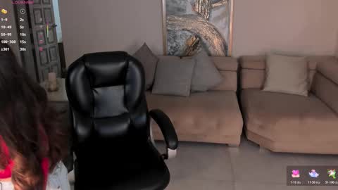  Mary  online show from 11.05.25