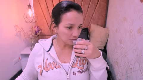 Marylin online show from 10.18.25