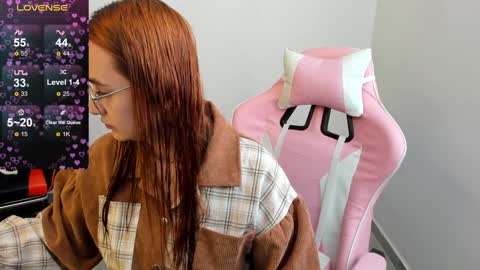 Snapshot of maryluna95 chatting on 01.03.25 Dulce Maria online show from 01.03.25