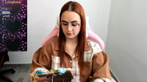 Snapshot of maryluna95 chatting on 01.23.25 Dulce Maria online show from 01.23.25