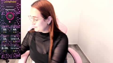 Snapshot of maryluna95 chatting on 01.29.25 Dulce Maria online show from 01.29.25