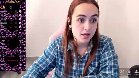 Snapshot of maryluna95 chatting on 03.05.25 Dulce Maria online show from 03.05.25