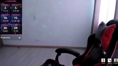 Snapshot of maryluna95 chatting on 02.23.26 Dulce Maria online show from 02.23.26