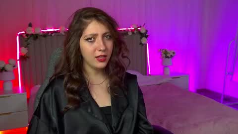 Mary Miller online show from 11.29.25