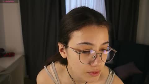 Hi Im Olivia Im new here3 online show from 03.02.26