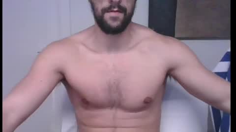 Snapshot of mascuhunk chatting on 11.22.25 mascuhunk online show from 11.22.25