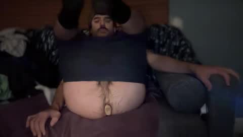 Snapshot of masculinehole chatting on 11.18.25 Masculine Hole online show from 11.18.25