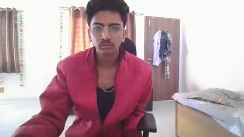 Snapshot of maskboyz2003 chatting on 01.08.25 maskboyz2003 online show from 01.08.25