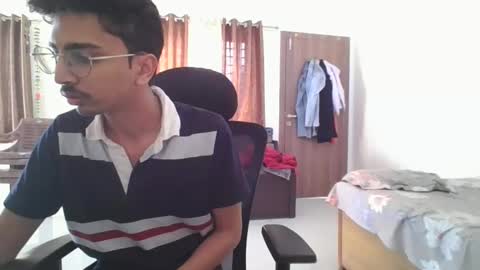 Snapshot of maskboyz2003 chatting on 01.20.25 maskboyz2003 online show from 01.20.25