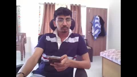 Snapshot of maskboyz2003 chatting on 03.03.25 maskboyz2003 online show from 03.03.25