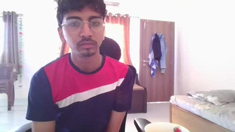 Snapshot of maskboyz2003 chatting on 03.09.25 maskboyz2003 online show from 03.09.25