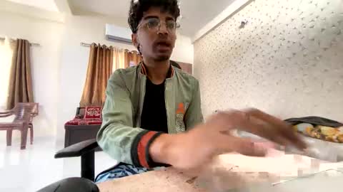 Snapshot of maskboyz2003 chatting on 11.10.25 maskboyz2003 online show from 11.10.25