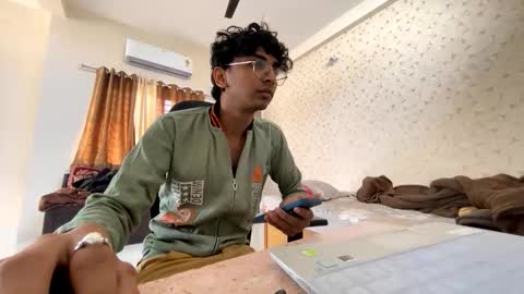 Snapshot of maskboyz2003 chatting on 11.23.25 maskboyz2003 online show from 11.23.25