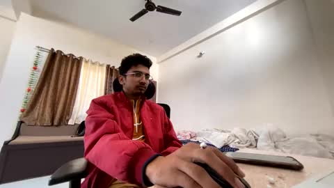 Snapshot of maskboyz2004 chatting on 12.17.24 Mask Boy online show from 12.17.24