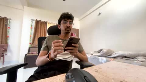 Snapshot of maskboyz2004 chatting on 02.17.25 Mask Boy online show from 02.17.25