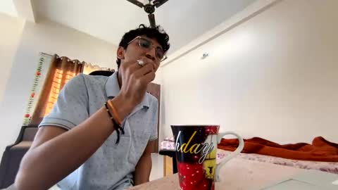 Snapshot of maskboyz2004 chatting on 02.23.25 Mask Boy online show from 02.23.25