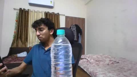 Snapshot of maskboyz2004 chatting on 09.17.25 Mask Boy online show from 09.17.25