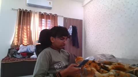 Snapshot of maskboyz2004 chatting on 11.16.25 Mask Boy online show from 11.16.25