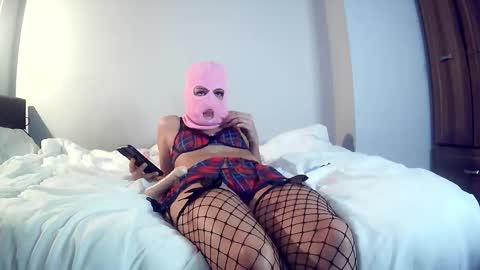 Masked Maeve online show from 10.22.25