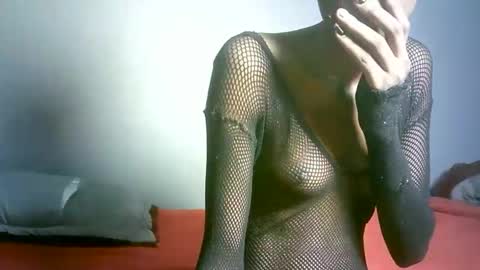 maskgang001 online show from 04.02.26