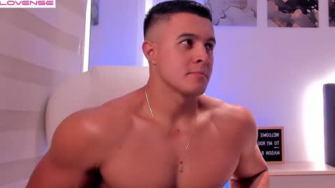 Mason Bennet online show from 02.21.25