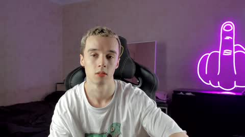 Snapshot of mason_warhol chatting on 12.12.24 Mason online show from 12.12.24