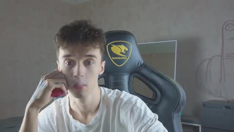 Snapshot of mason_warhol chatting on 10.18.25 Mason online show from 10.18.25