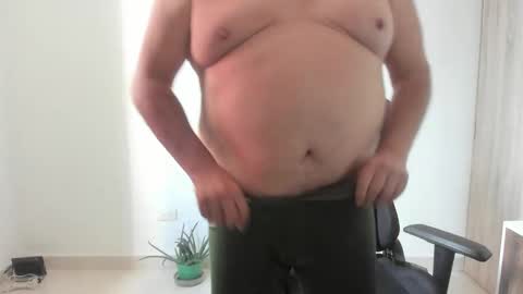 Snapshot of massimo_danger chatting on 10.06.25 massimo_danger online show from 10.06.25