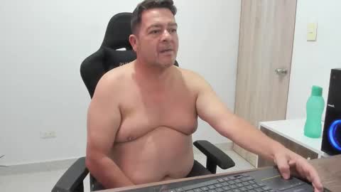 Snapshot of massimo_danger chatting on 12.03.25 massimo_danger online show from 12.03.25