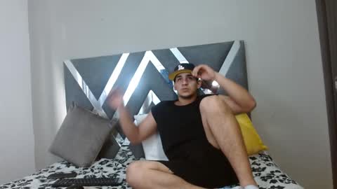 Snapshot of massimo_vidal chatting on 09.22.25 massimo_vidal online show from 09.22.25