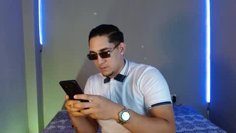 Snapshot of massimo_vidal chatting on 11.01.25 massimo_vidal online show from 11.01.25