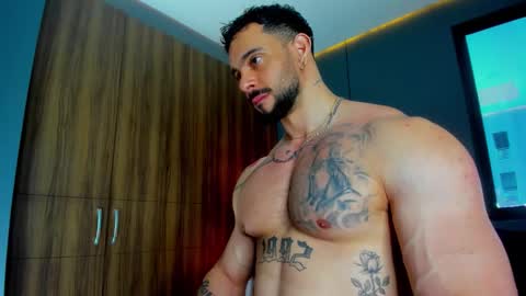 Snapshot of massimo_visconti chatting on 02.05.26 massimo online show from 02.05.26