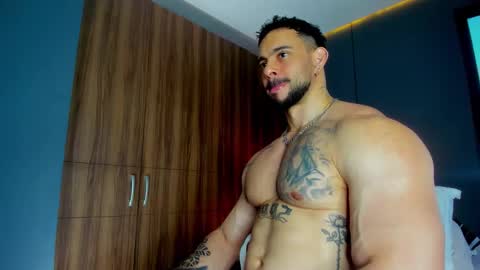 Snapshot of massimo_visconti chatting on 02.24.26 massimo online show from 02.24.26