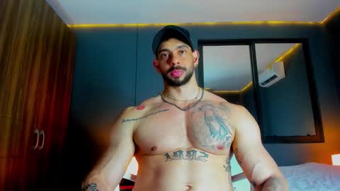 Snapshot of massimo_visconti chatting on 03.28.26 massimo online show from 03.28.26