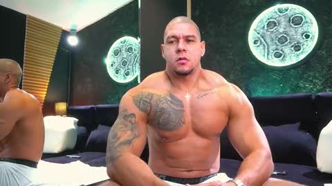 massimowalton2 online show from 09.28.25