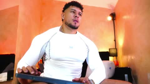 massimowalton2 online show from 05.24.26