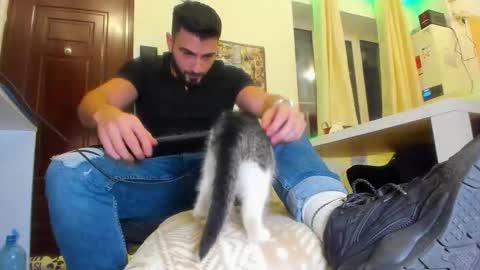 Matthew online show from 11.21.25