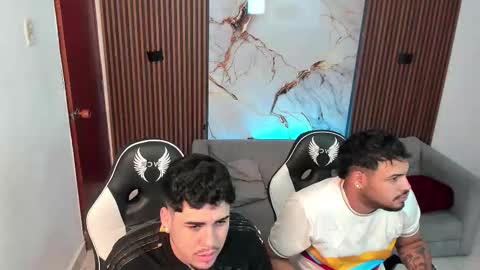 Snapshot of master_javi chatting on 09.10.25 master_javi online show from 09.10.25