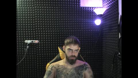 Snapshot of master_rager19 chatting on 10.01.25 master rager19 online show from 10.01.25