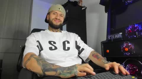 steven  online show from 03.08.25