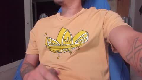 Juan Independent Model online show from 11.23.25