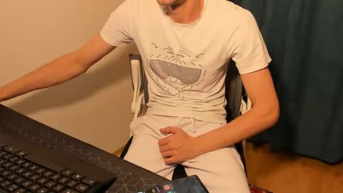 Silly Rabbit  online show from 02.04.25