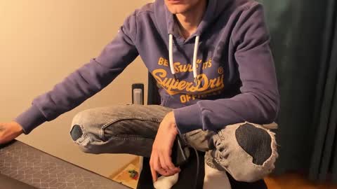 Silly Rabbit  online show from 02.10.25