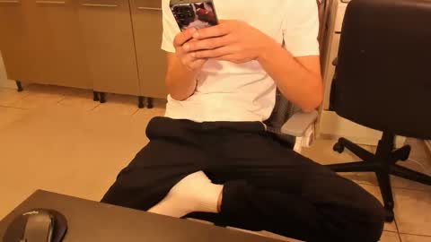 Silly Rabbit  online show from 12.16.25