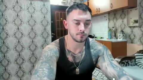 Snapshot of mastermusclejon chatting on 11.19.25 Jon online show from 11.19.25