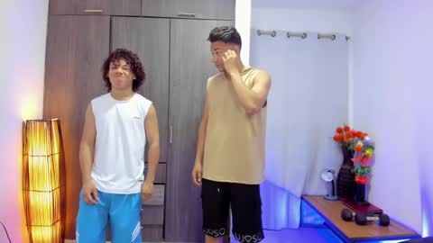 Snapshot of masters_sexx chatting on 01.19.25 Team Cris Darwin- Fernando- Stiven- David online show from 01.19.25